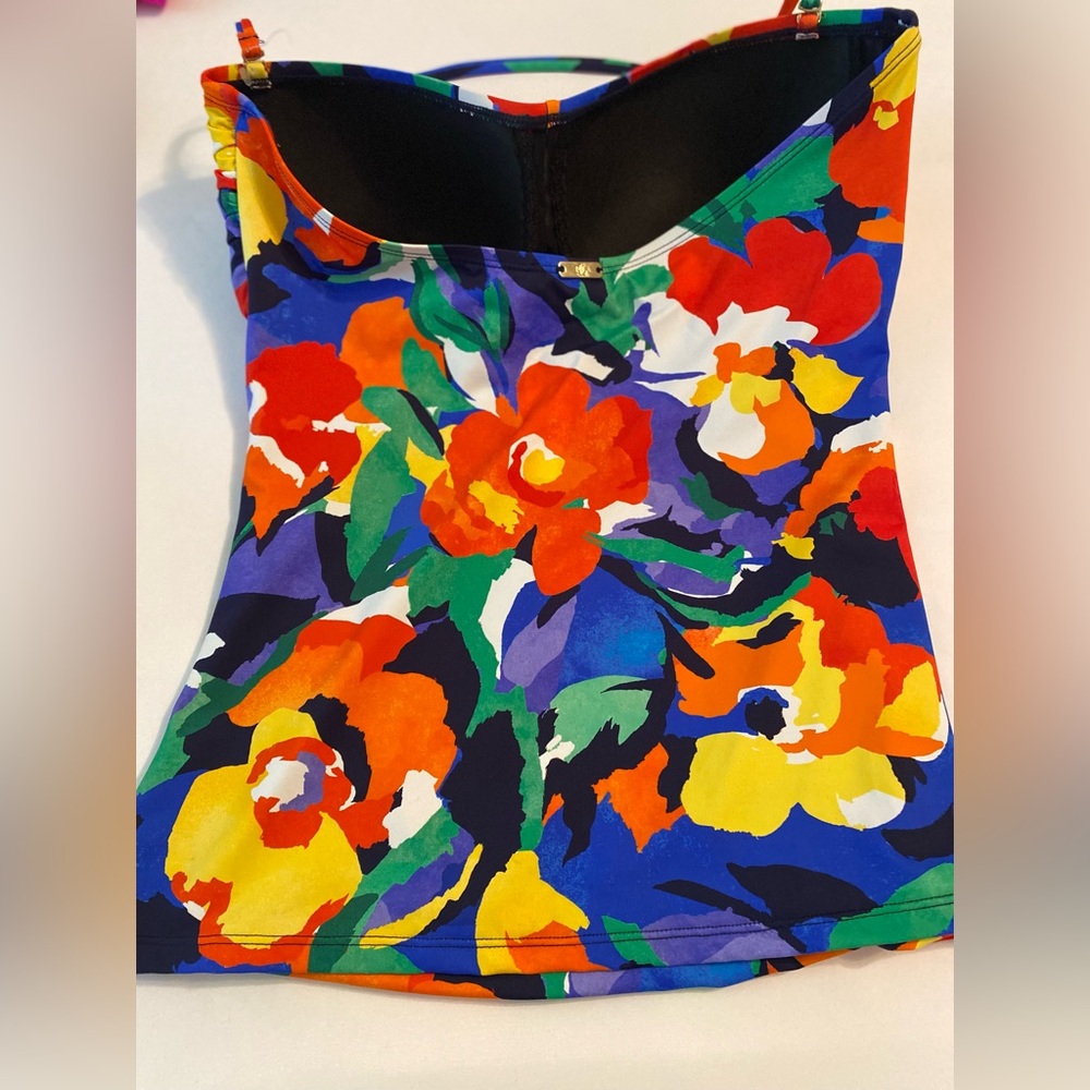 Lauren Ralph‎ Lauren
Bold Twist Bandini Swim Top - Picture 4 of 4